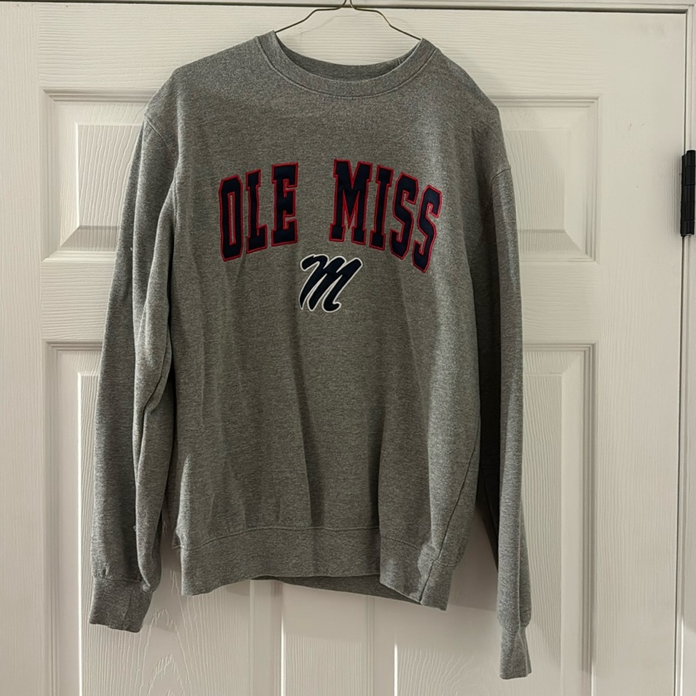 Men’s medium Ole Miss crewneck sweatshirt.